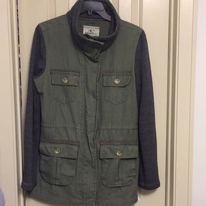 Army green and gray O’Neill jacket.